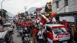 Ribuan Warga Tumpah Ruah di Festival Ogoh-Ogoh Garut