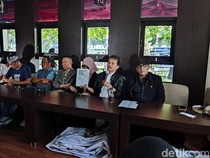 Alasan Roy Suryo cs Tulis Buku Jokowis White Paper