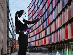 Cara Unik Seniman Padukan Karya Seninya dengan Hal di Sekitar