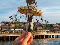 Cara Unik Seniman Padukan Karya Seninya dengan Hal di Sekitar