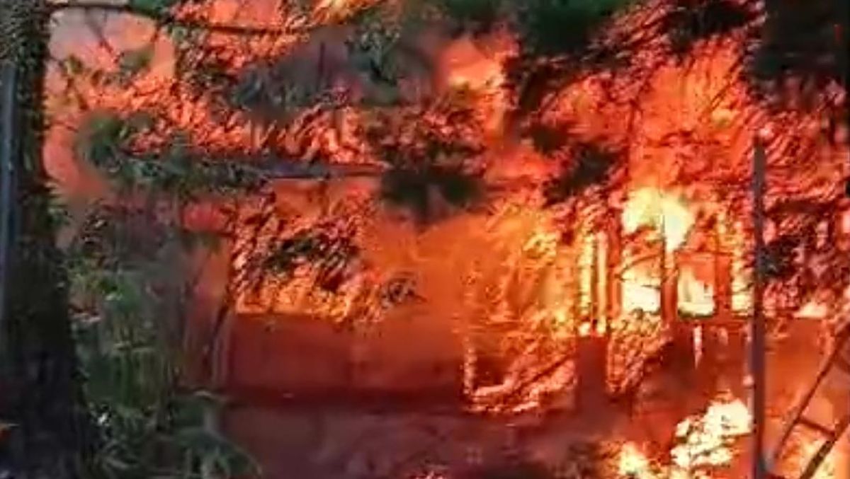 Anak Ngamuk Picu Kebakaran