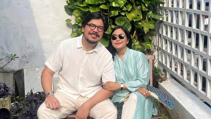 Bilal Indrajaya dan Istri