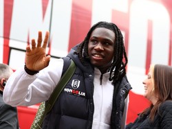 Bassey membela Fulham sejak 2023, usai dibeli dari Ajax. Pemain asal Nigeria itu punya catatan 3 gol untuk The Cottagers, termasuk membobol gawang Manchester United musim lalu. (Foto: Clive Rose/Getty Images)