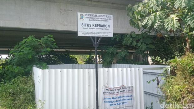 Penampakan Situs Keprabon atau Candi Asu, yang letaknya di bawah Tol Klaten, tepatnya Desa Keprabon, Polanharjo, Klaten, Selasa (19/8/2025).