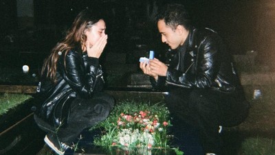 10 Foto Artis FTV Rachquel Nesia Dilamar di Kuburan, Menikah 17 Agustus
