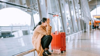 Viral Penumpang Histeris Saat Pesawat Delayed dan Overbooked