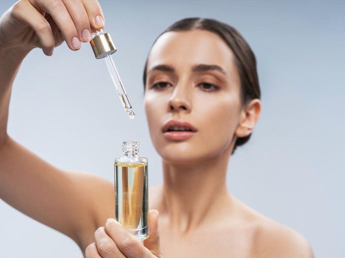 Ilustrasi skincare wanita