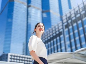 Tips Simpel Dari Dokter Agar Kulit Tetap Lembap & Glowing Selama Puasa