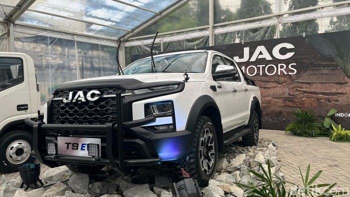 JAC Motors.
