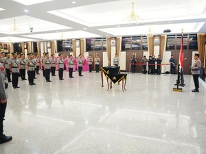 Daftar 14 Pati Polri Resmi Sandang Jabatan Baru: Irwasum-Kapolda Metro