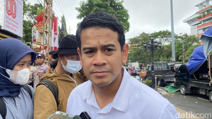 Kasat Reskrim Polrestabes Semarang, AKBP Andika Dharma Sena di halaman Kantor Gubernur Jateng, Kecamatan Semarang Selatan, Kota Semarang, Selasa (19/7/2025).