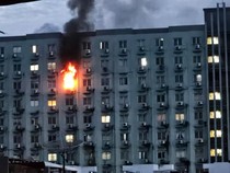 Video: Kebakaran Terjadi di Apartemen Jakbar, Asap Hitam Membubung Tinggi