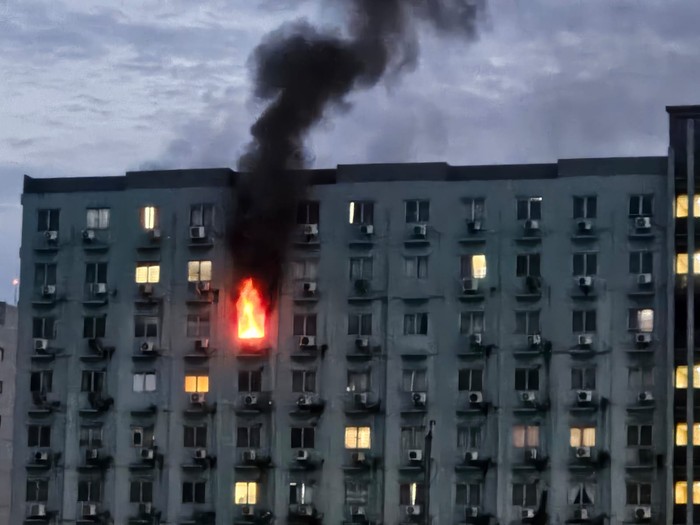 Kebakaran terjadi di apartemen di Jakbar (dok. Istimewa)