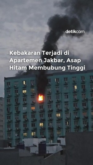 Video: Apartemen di Cengkareng Jakbar Terbakar, Asap Membubung 