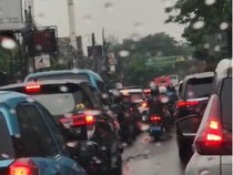 Cerita Warga Kena Macet di Ciputat Akibat Proyek Galian Pipa di Lebak Bulus