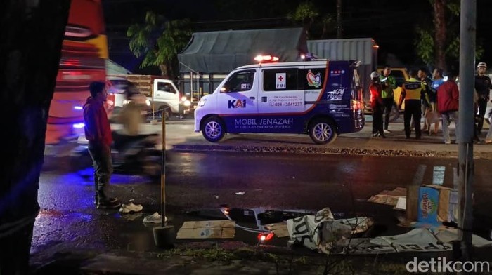 Lokasi kejadian kecelakaan di depan SPBU Pedurungan dekat Manunggal Jati, Semarang, Selasa (19/8/2025).