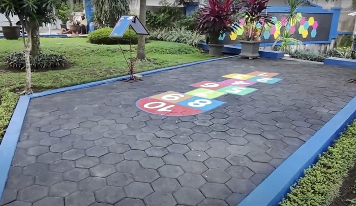 Outdoor Taman Numerasi BBGTK DIY