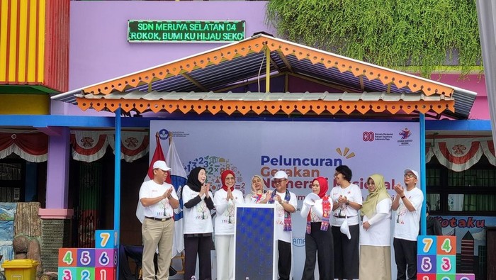 Peluncuran Gerakan Numerasi Nasional di SDN Meruya Selatan 04 Pagi, Jakarta Barat, Selasa (19/8/2025).