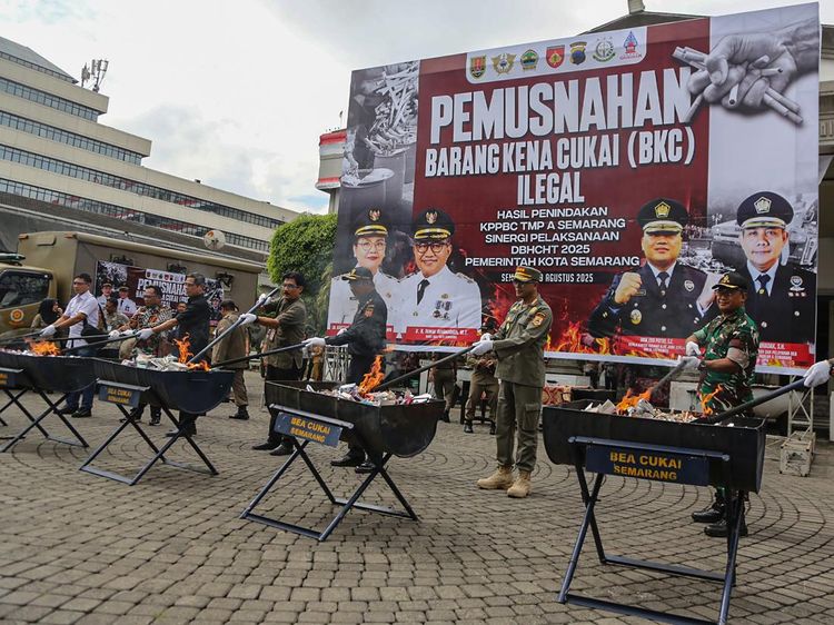 Barang Kena Cukai Ilegal Rp11,3 Miliar Dimusnahkan di Semarang