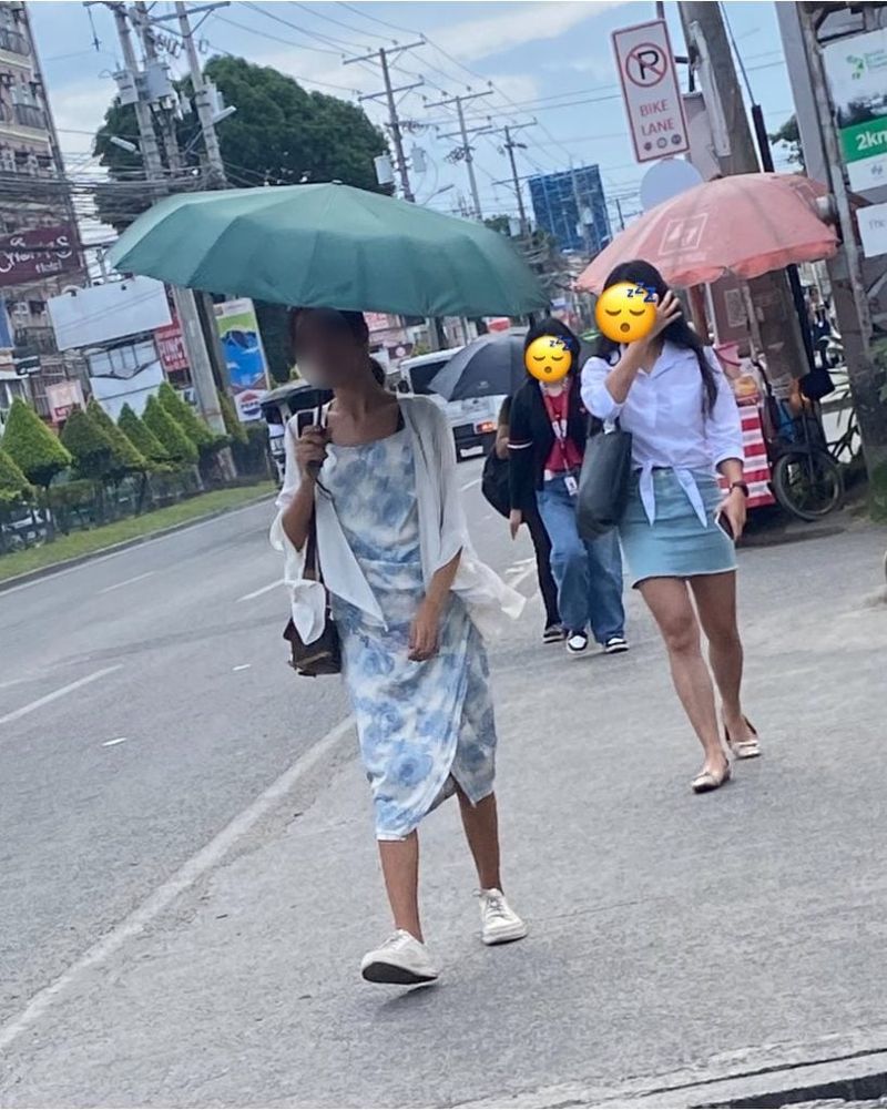 Setelah Ngemis Buat Makan, Wanita Ini Ketahuan Kencan di Resto