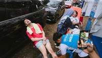 Akibat gak mau ngalah, Raffi Ahmad dan Rafathar sampai cedera.  Foto: dok instagram Raffi Ahmad