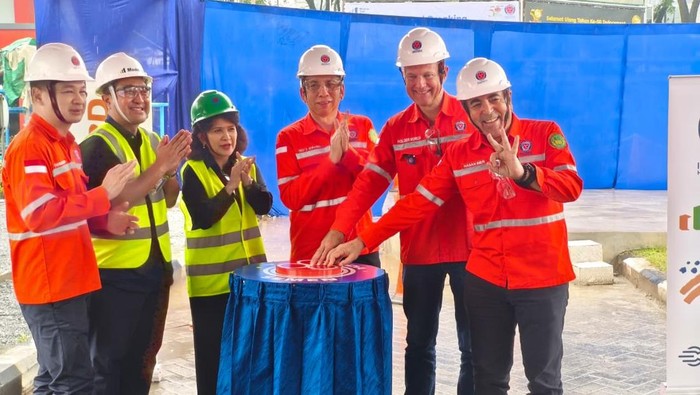 Kolaborasi Indocement dan Modula3D untuk mendirikan bangunan dengan teknologi printer 3D.