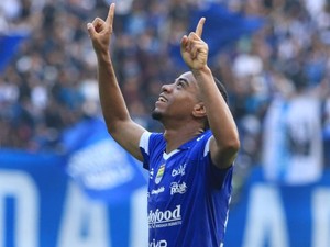 Striker Kejam Baru Persib Itu Bernama Uilliam Barros