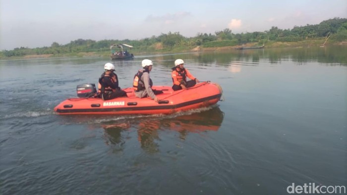Warga Jombang hilang saat mencari ikan