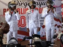 3 Paskibraka Papua Barat Daya yang Viral Saling Tolong Dapat Motor!