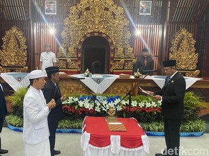 13 Pejabat Lingkup Pemkab Karangasem Dirotasi, 8 OPD Masih Kosong