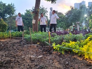 Kolaborasi Pemkot Surabaya dengan Pemprov Jatim Percantik Taman Apsari
