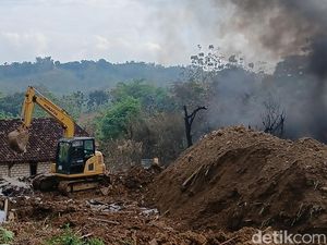 750 Warga Gandu Blora Belum Boleh Pulang Meski Kebakaran Sumur Minyak Padam