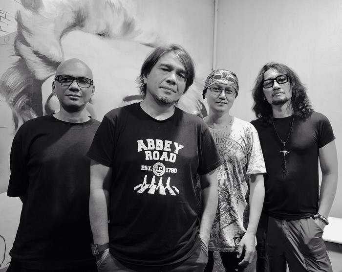 Fearless Fearless, band rock kolaborasi Indonesia-Malaysia, siap mengguncang panggung dengan lagu-lagu internasional dan lokal.