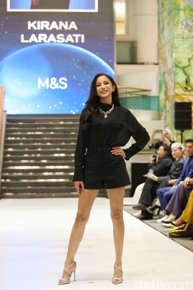 Setelah melalui proses audisi yang digelar secara offline pada 1 dan 2 Agustus 2025, Zetrix selaku pemegang lisensi resmi Miss Universe Indonesia mengumumkan Top 16 Finalis Miss Universe 2025 yang akan melaju ke babak berikutnya. Pengumuman finalis Miss Universe 2025 dilakukan pada hari ini Rabu (20/8/2025). Foto: Pradita Utama/Detikcom.