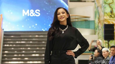 10 Pesona 16 Finalis Miss Universe Indonesia 2025, Ada Kirana Larasati