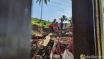 Bangunan SD Rusak Terdampak Longsor di Tulungagung