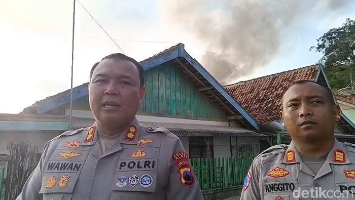 Kapolres Blora AKBP Wawan Andi Susanto saat ditemui di lokasi sumur minyak di Blora.