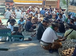 Apa Itu Ngayah dalam Tradisi Masyarakat Bali?