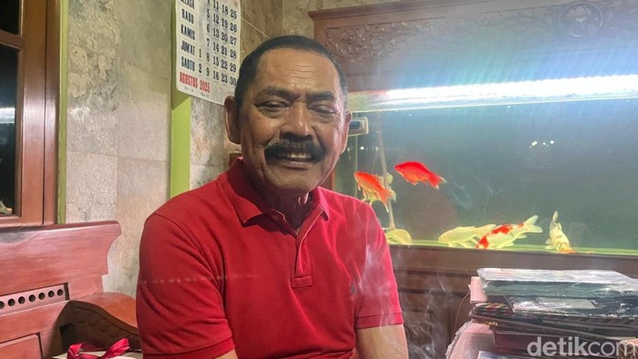 Ketua DPC PDIP Solo, FX Rudy ditemui di kediaman Pucangsawit, Jebres, Rabu (20/8/2025).