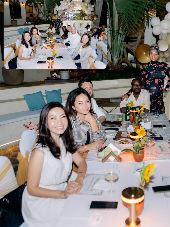 Kimmy Jayanti didampingi Greg Nwokolo gelar gender reveal.
