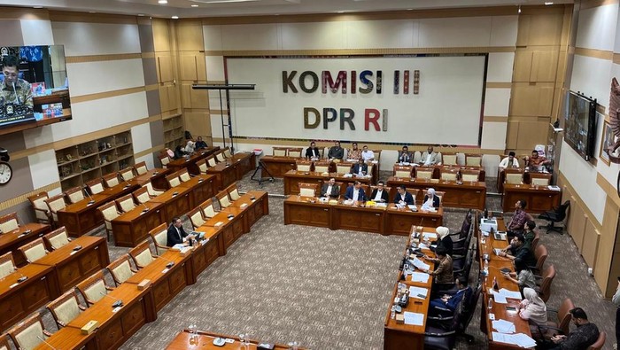 Komisi III DPR gelar uji kelayakan calon hakim MK pengganti Arief Hidayat, di DPR RI, Jakarta, Rabu (20/8/2025).