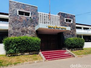 Nasib Tak Jelas Stadion Sangkuriang Kebanggan Warga Kota Cimahi