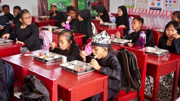 Makan Bergizi Gratis di Banyuwangi