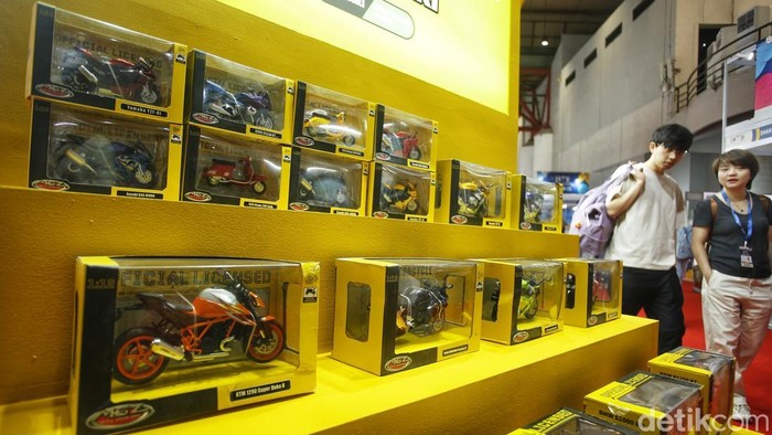Indonesia International Baby Products and Toys Expo (IBTE) menampilkan ragam kategori produk mulai dari Blind Box, Plush Toys, Building Blocks, Collectible Cards, mainan bayi dan anak, mainan edukatif, mainan berbasis AI, alat tulis, produk ibu dan bayi, peralatan elektronik bayi dan anak, produk perawatan bayi dan anak, perlengkapan anak lainnya, serta lisensi IP.