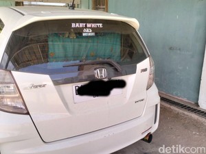 Mobil Bergorden-Isi Kondom Terparkir di Hotel Disegel di Banda Aceh