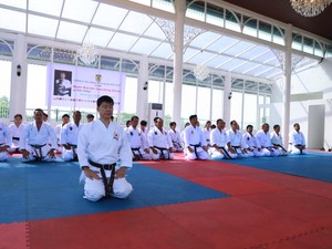 Hadapi Kejuaraan Internasional, PB FORKI Gandeng Pelatih Jepang