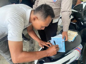 Tiga Pengendara Moge Masuk Jalur Cepat Suramadu Ditilang