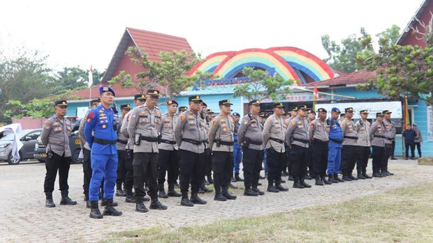 Polda Riau menyiapkan 1.818 personel gabungan untuk mengamankan Pacu Jalur di Tepian Narosa, Kuantan Tengah, Kuansing, Rabu (20/8/2025).