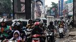 Proyek Trotoar Bikin Lalin Jalan Fatmawati Kusut
