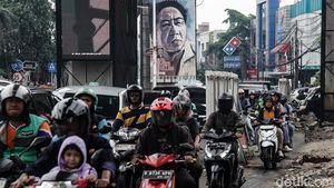 Proyek Trotoar Bikin Lalin Jalan Fatmawati Kusut